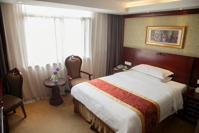 Vienna Hotel Guangzhou Airport Экстерьер фото