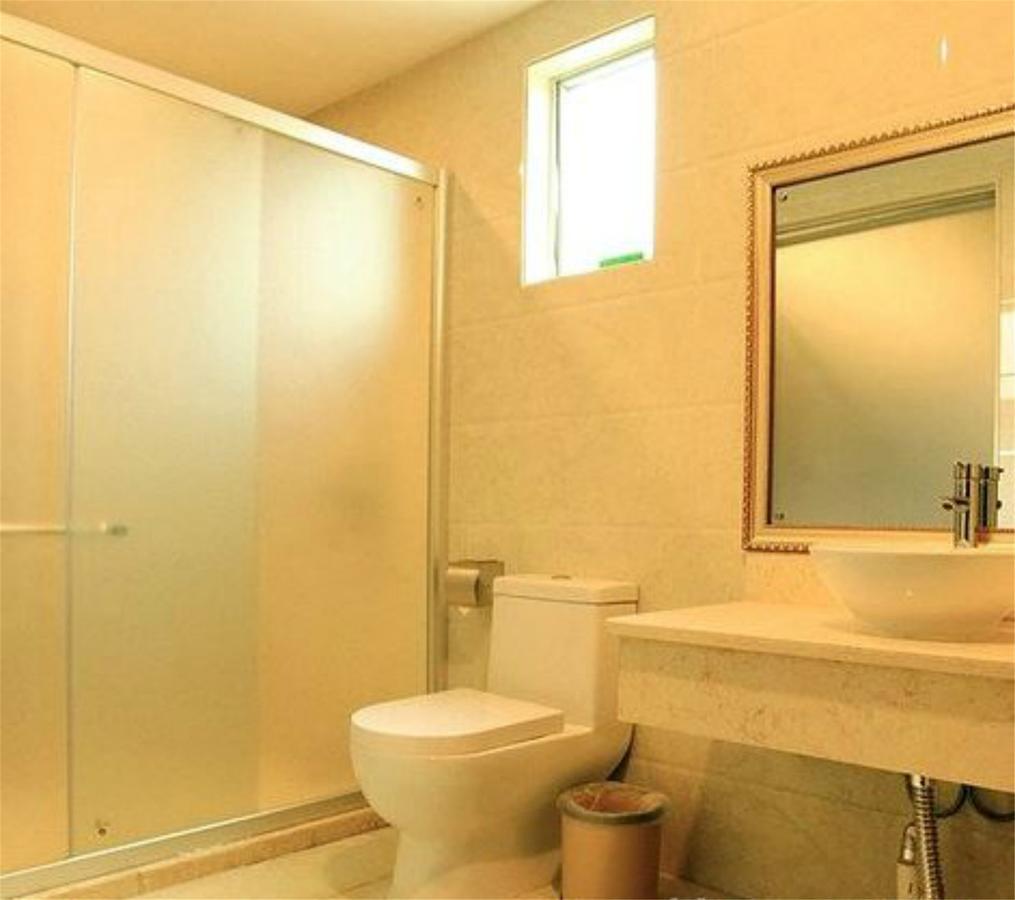 Vienna Hotel Guangzhou Airport Экстерьер фото