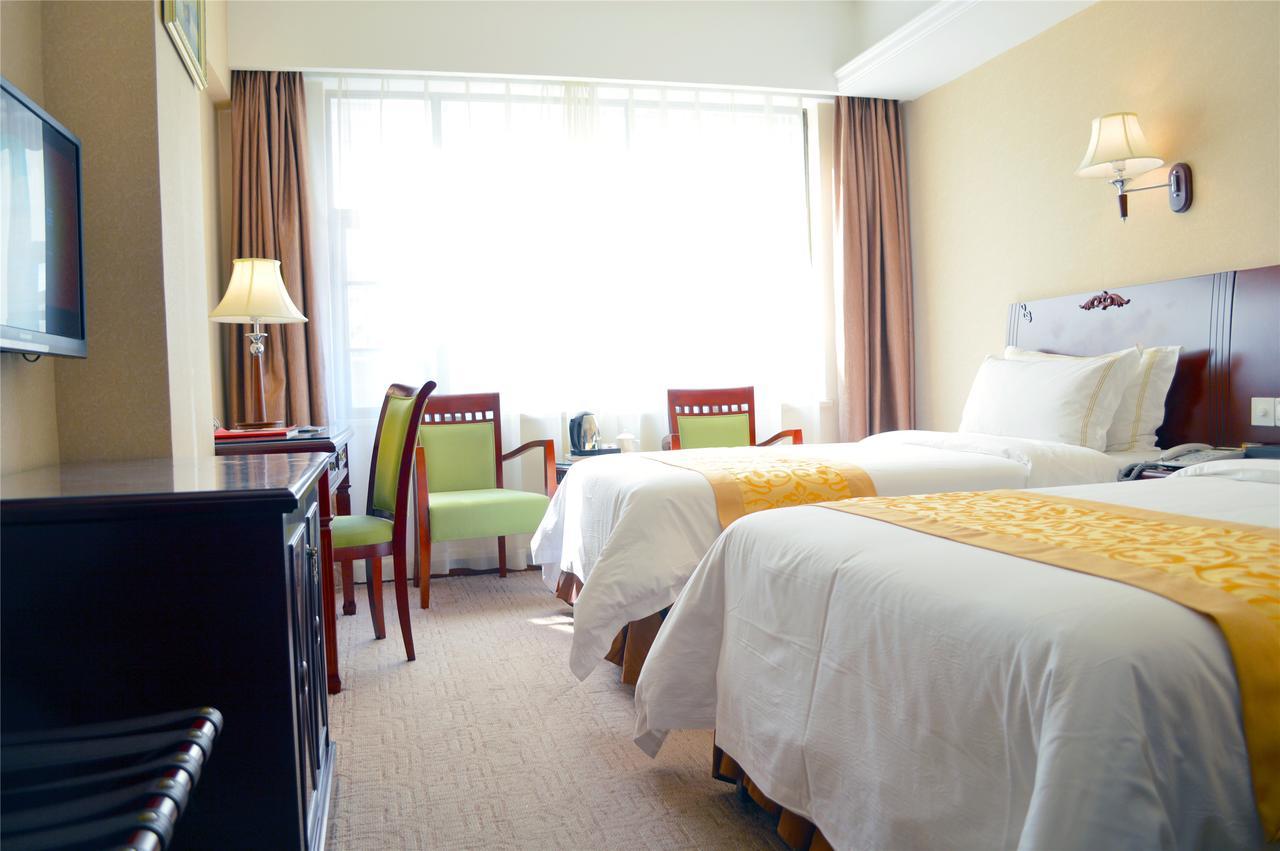Vienna Hotel Guangzhou Airport Экстерьер фото